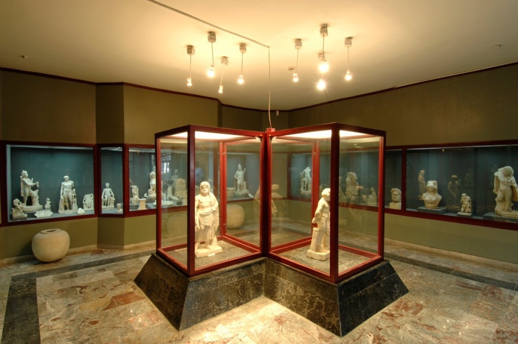 Afyonkarahisar Gezilecek Yerler Arkeoloji Müzesi